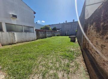 OMP-OMP-4421_2 · Lote Propio de 8.33 m de Frente X 35 de Largo con 2 Locales