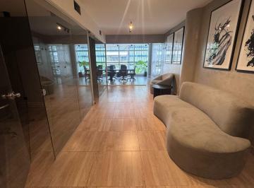 Oficina comercial · 95m² · 4 Ambientes · 1 Cochera · Oficina Sobre Av Libertador 3 Despachos y Sala de Reuniones