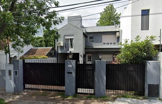 Casa · 255m² · 5 Ambientes · 1 Cochera