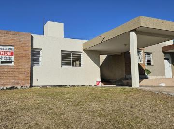 Casa · 93m² · 4 Ambientes · Casa en Venta en El Housing Los Algarrobos Villa Allende