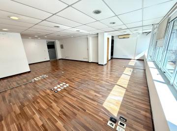 Oficina comercial · 75m² · 1 Ambiente · Oficina en Santa Fe 1363
