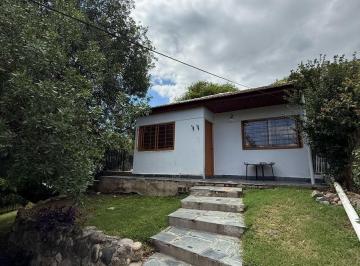 Casa · 174m² · 5 Ambientes · 2 Cocheras · Casa en Venta de 2 Dorm. con Departamento de un Dormitorio Barrio Sol y Río Villa Carlos Paz
