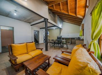 Casa · 102m² · 3 Ambientes · Casa en Santos Lugares
