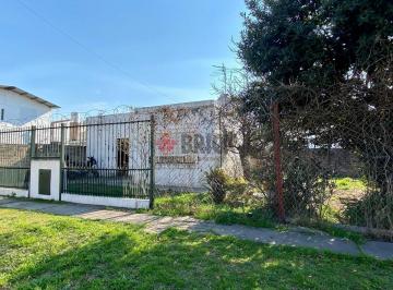 Terreno · 70m² · 3 Ambientes · 1 Cochera · Terreno - Jose Leon Suarez