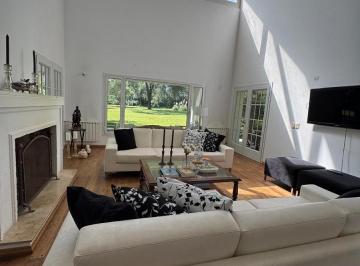 Casa · 450m² · 7 Ambientes · Venta de Casa en Villa Allende Lomas