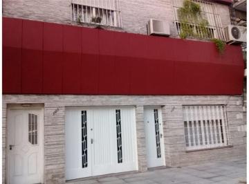 PH · 110m² · 4 Ambientes · P. H. de 4 A. en Planta Baja Al Frente con Garaje