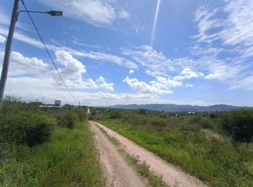 Terreno · 4400m² · Venta de Terreno de 4.400 m² en Parque Siquiman