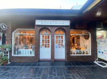 Local comercial · 21m² · Dos Locales en Venta Galeria Devoto Plaza Arenales