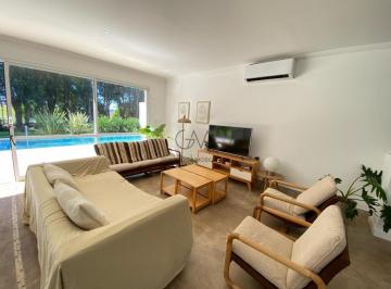 Casa · 1m² · 4 Ambientes · Casa en Alquiler Temporario Barrio Privado San Benito