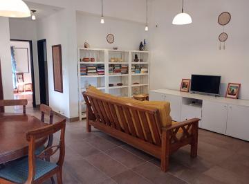 Casa · 80m² · 3 Ambientes · 1 Cochera · Casa en Venta La Plata 2 Dorm. Sicardi