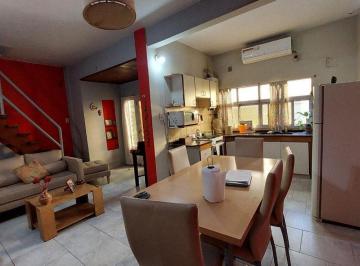 PH · 87m² · 3 Ambientes · 1 Cochera · Venta PH Tipo Duplex 3 Amb C/cochera y Patio.