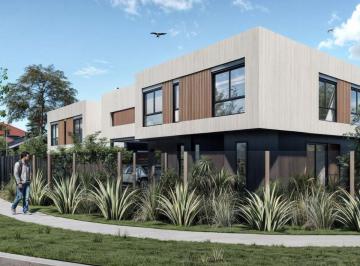 Casa · 113m² · 4 Ambientes · 1 Cochera · Venta Casa 3 Dorm Jardin Cochera Carrasco Norte