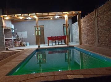 Casa · 73m² · 3 Ambientes · 2 Cocheras · Casa 3 Ambientes en Las Chacras 2 Maipu con Patio