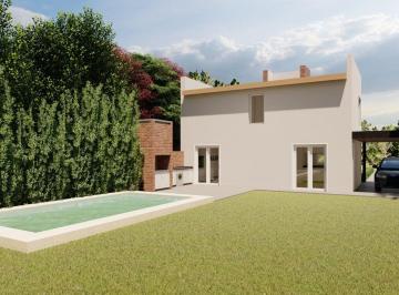 Casa · 92m² · 3 Ambientes · 2 Cocheras · Casa - Funes