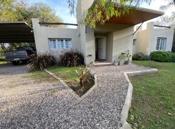Casa de 2 ambientes, Mendiolaza · Casa en Venta en Mediolaza Golf
