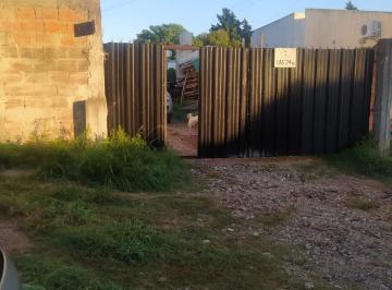 Depósito , La Plata · Alquiler de Galpón con Tinglado, Lote de 480 m² en Calle 45 y 143 de La Plata.