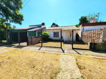 Casa de 3 ambientes, Morón · Casa en Venta en Castelar Sur