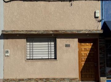 Casa · 92m² · 4 Ambientes · Venta Casa Céntrica en Excelente Estado