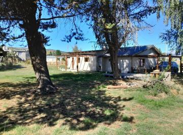 Local comercial de 3 ambientes, Cholila · Venta Local Comercial y Monoambiente. Cholila, Chubut.