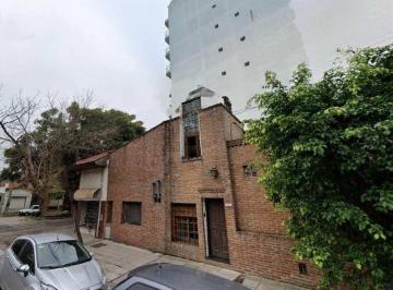 Casa de 3 ambientes, Morón · Chalet de 2 Plantas con Excelente Ubicación en Haedo Norte