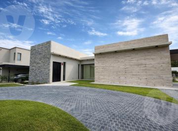 Casa · 600m² · 4 Ambientes · Casa en Venta - Barrio Los Talas, Canning