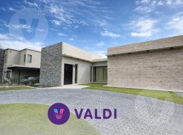 Casa · 600m² · 4 Ambientes · Casa en Venta - Barrio Los Talas, Canning
