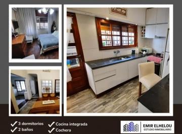 Casa · 140m² · 4 Ambientes · 1 Cochera · Casa de 3 Dorm.. Lamadrid 80