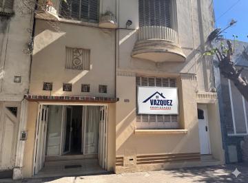 Casa de 15 ambientes, Rosario · Venta — Casa en Av Francia Al 700 — Uso Comercial / Institucional / Profesional