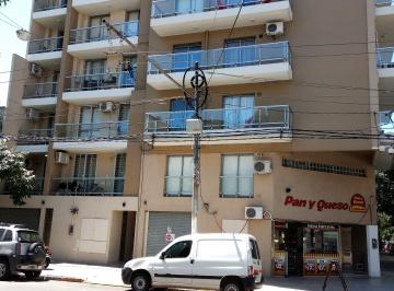 Departamento de 2 ambientes, Rosario · Departamento de 45 m² con 1 Dormitorio en Alquiler en Centro
