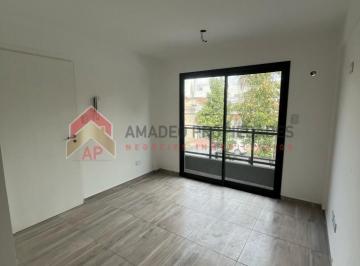 Departamento · 23m² · 2 Ambientes · Dpto 2 Amb Al Frente con Balcon 1er Piso, Poca Antiguedad. Excelente Ubicacion: Gorriti 717, L de Za