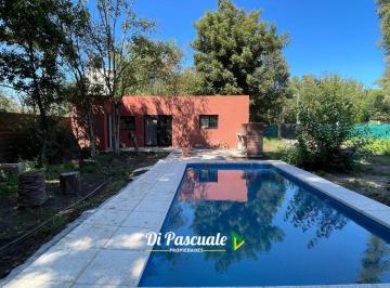 Quinta vacacional · 54m² · 3 Ambientes · Venta Casa Quinta a Estrenar 3 Ambientes con Pileta y Parrilla - Francisco Alvarez Sur