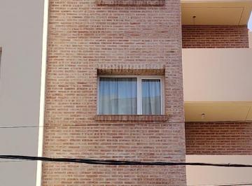 Departamento de 4 ambientes, Neuquén · Inmobiliaria Ruth Yerio Alquila Impecable Dpto Dos Dorm. C/cochera