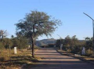Terreno , La Calera · Terreno de 1337 m² en Venta en Vistas de La Deseada Country