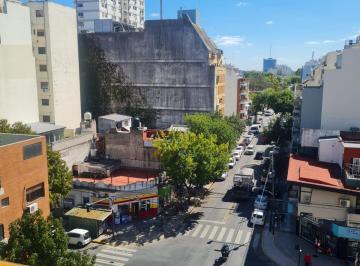 Departamento de 4 ambientes, Villa Urquiza · Hot Sale! Excelente 4 Amb Apto Credito Balcon Corrido