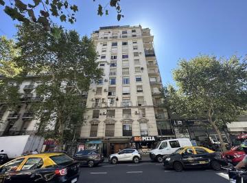 Oficina comercial · 56m² · 3 Ambientes · Oficina de 3 Ambientes Impecable!piso Alto Todo Luz y Sol