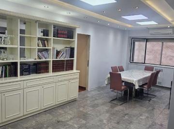 Departamento de 4 ambientes, Once · 4 Amb Viamonte y Ecuador Contrafrente