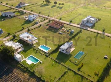 Terreno · 548m² · 143 y 620 Lotes en Venta Arana
