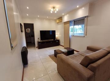 Casa · 140m² · 4 Ambientes · Venta Casa Interna de 3 Dorm., Parrillero y Quincho