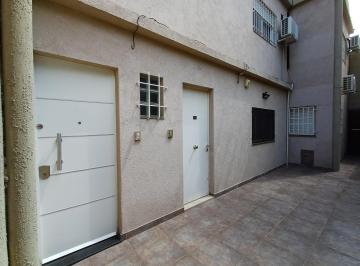 Casa · 140m² · 4 Ambientes · Venta Casa de Pasillo de 3 Dorm. en Barrio Parque Casado.