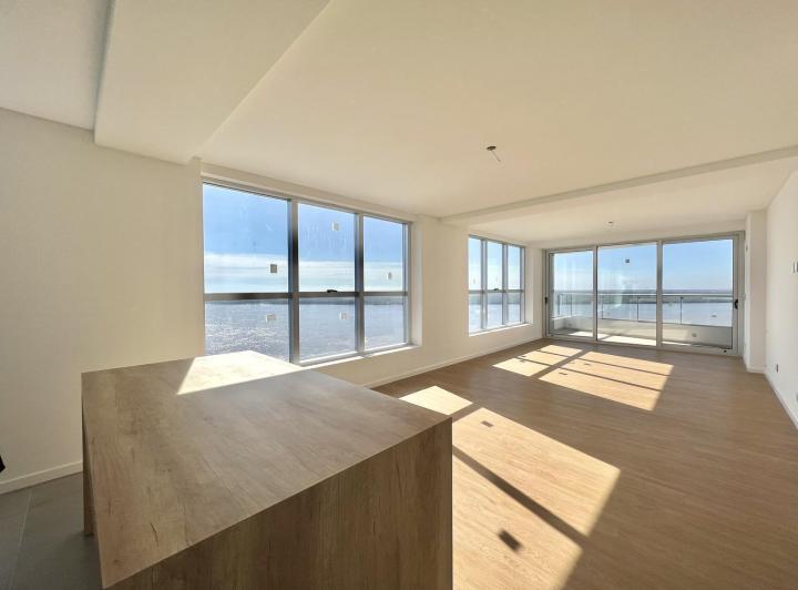 Departamento · 160m² · 4 Ambientes · 2 Cocheras