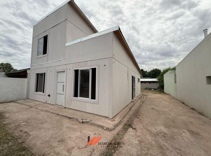 Casa · 100m² · 4 Ambientes