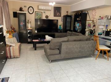 JSP-JSP-4330_4 · Venta de Casa 3 Dorm. con Quincho y Pileta, Entre Caminos en Villa Elisa