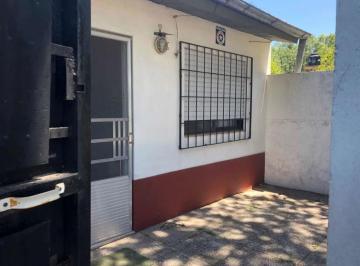 Casa · 32m² · 2 Ambientes · 2 Cocheras · Casa en Venta - 1 Dormitorio 1 Baño - 105 m² - Santa Teresita