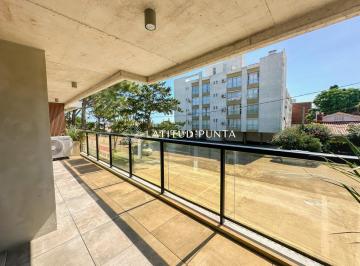 Foto1 · Apartamento en Mansa Primera Línea, 2 Dorm.