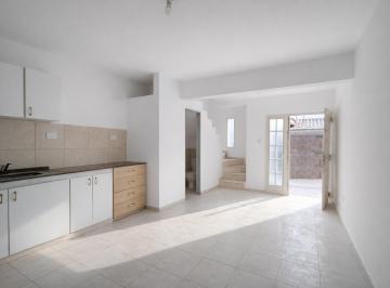 Departamento de 3 ambientes, Villa Carlos Paz · En Venta, Duplex en Carlos Paz - Cochera y Patio con Escritura