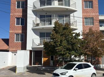Departamento · 70m² · 4 Ambientes · 1 Cochera · Departamento en Venta Bº Santa Genoveva, Neuquen