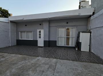 general-san-martin-villa-maipu-alquiler-ph-4-ambientes · PH 3 Amb con Cochera