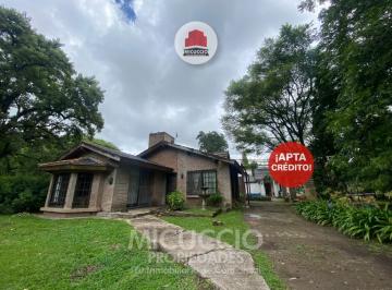 Quinta vacacional · 200m² · 10 Ambientes · Casaquinta en Venta, Becquer N°460, El Cazador. Apta Credito