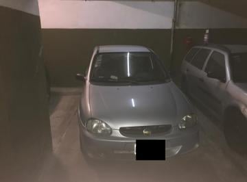 Garage · 12m² · 1 Cochera · Cochera en Avellaneda 100 (Cubierta)
