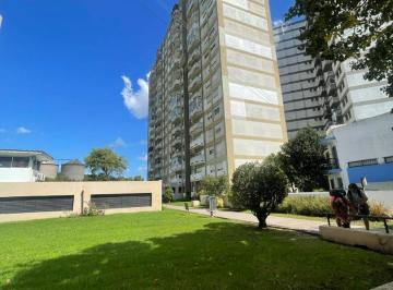 Departamento · 82m² · 4 Ambientes · 1 Cochera · Depto 4 Ambientes + Cochera
